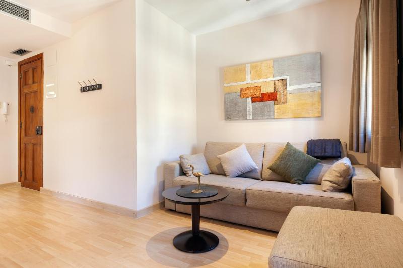 Dream Gracia Apartments - image 8