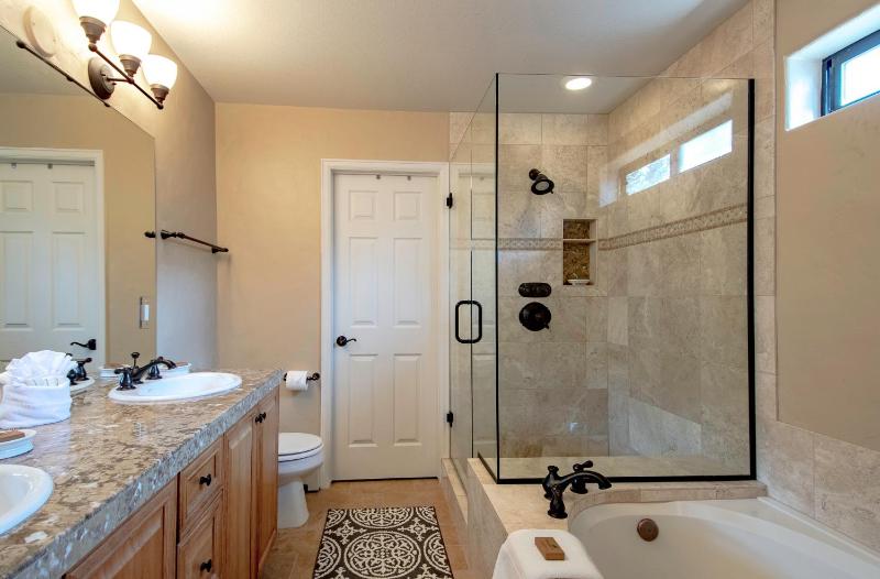 Park Forest Moose Pad Townhome: Hot Tub On Shuttle Route - image 19