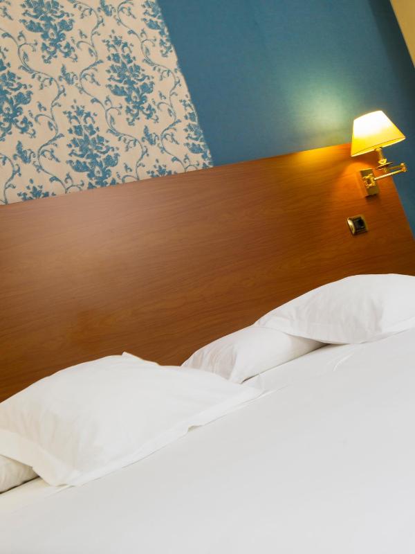 Ipanema Hotel by gaiarooms - image 29