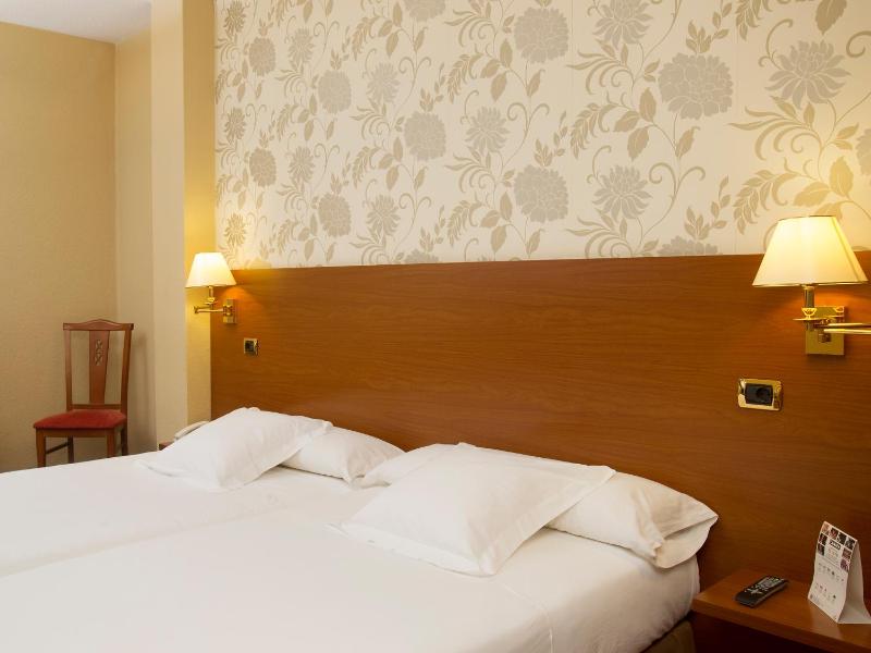 Ipanema Hotel by gaiarooms - image 50