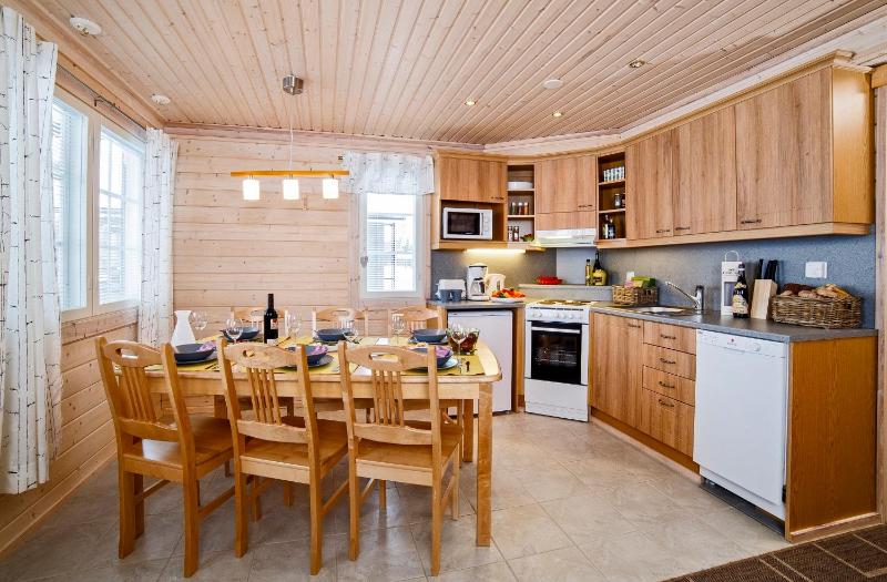 Two-Bedroom Cottage with Sauna image 2