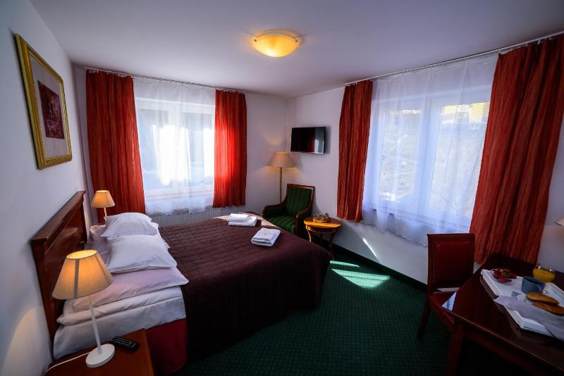 Double Room with Shower image 1