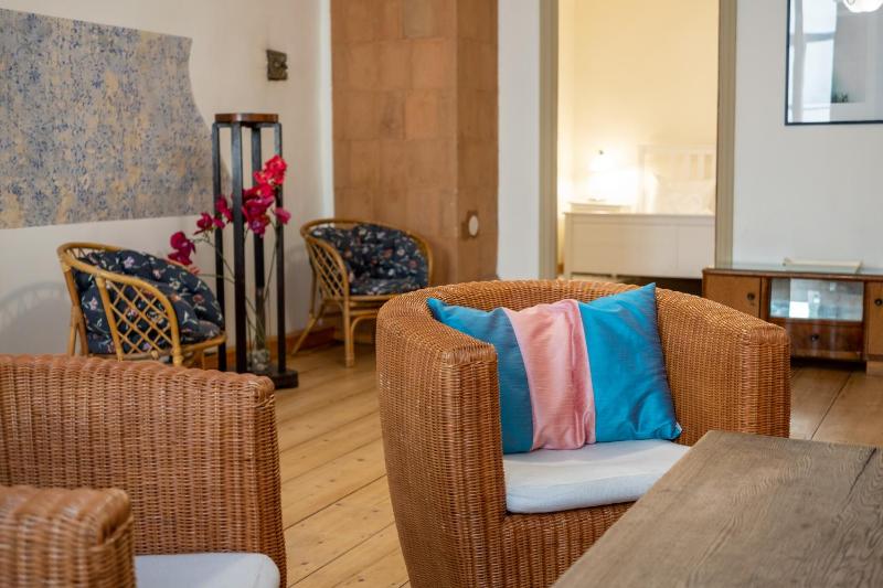 Dream Stay - Historic Old Town Apartment from 1364 - image 12
