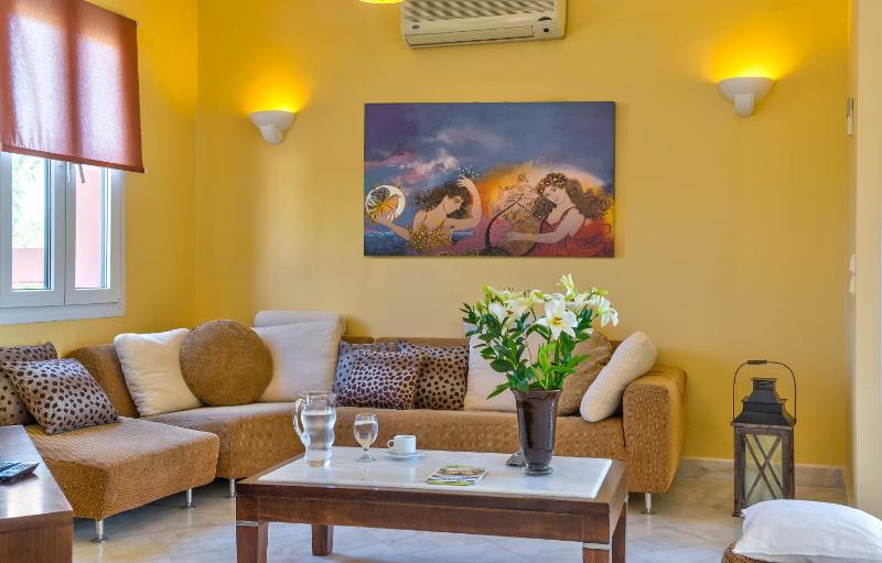 Deluxe Villa image 4