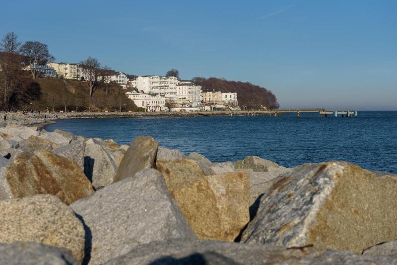 Apartment with Sea View image 3