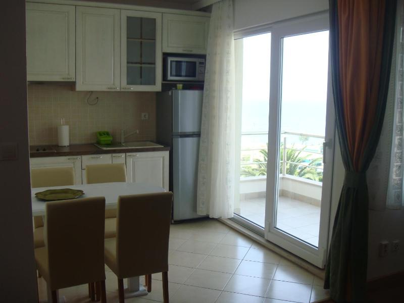 Apartments Holiday - image 3