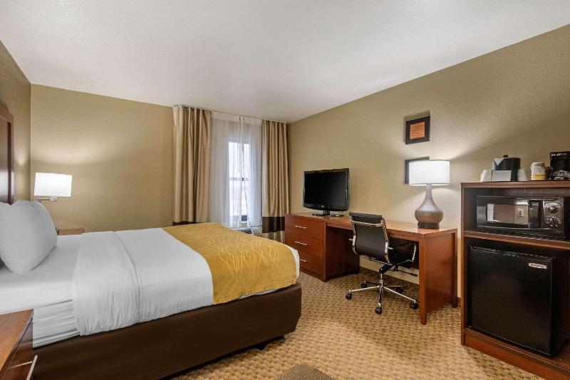 King Room - Disability Access/Non-Smoking/1st Floor image 3