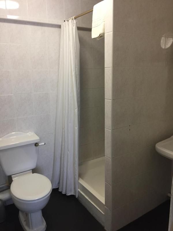 Standard Double Room image 2