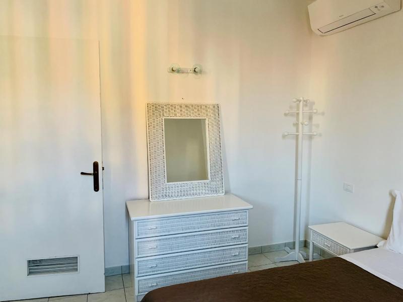 Front Lake Apartment Bardolino - image 8
