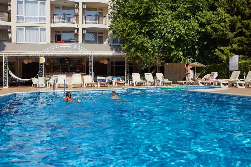 Karlovo Hotel - image 40