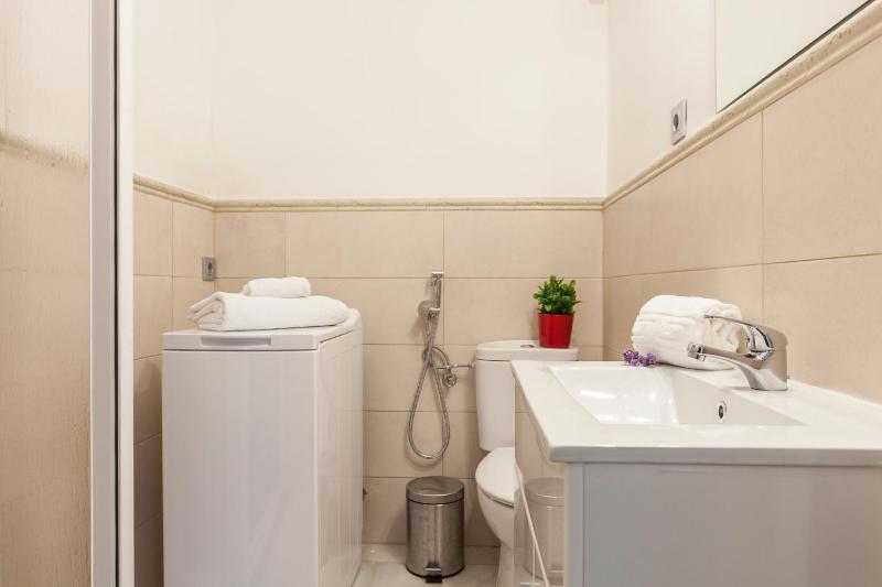 Apartment image 4