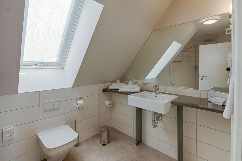 Double Room image 2