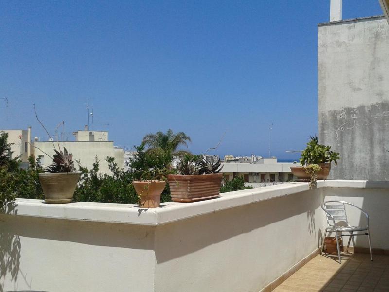 Double Room with Terrace image 3
