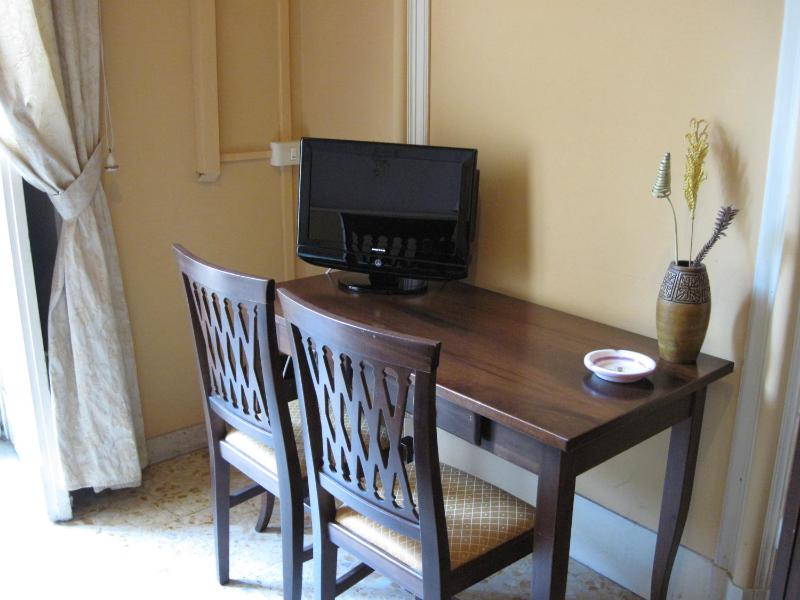 Double or Twin Room image 3
