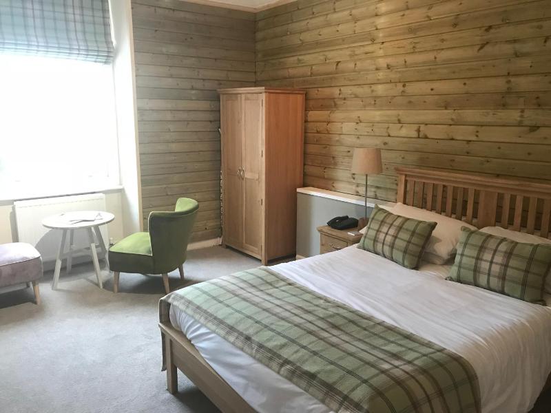 Double Room image 3