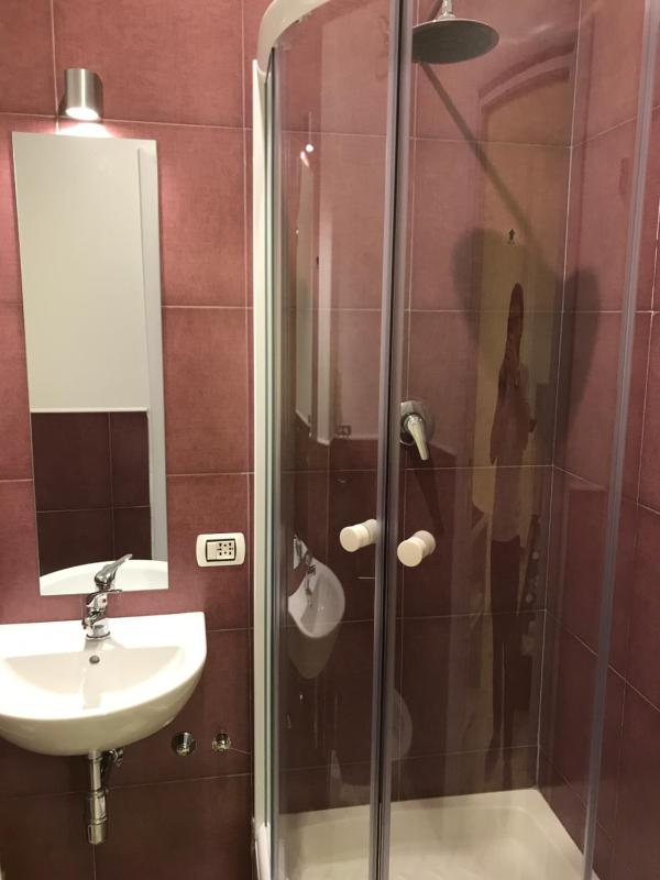 Standard Double Room image 3