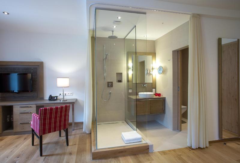 Double Room image 4
