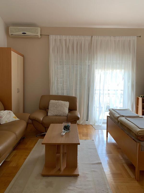 Triple Room with Balcony image 3