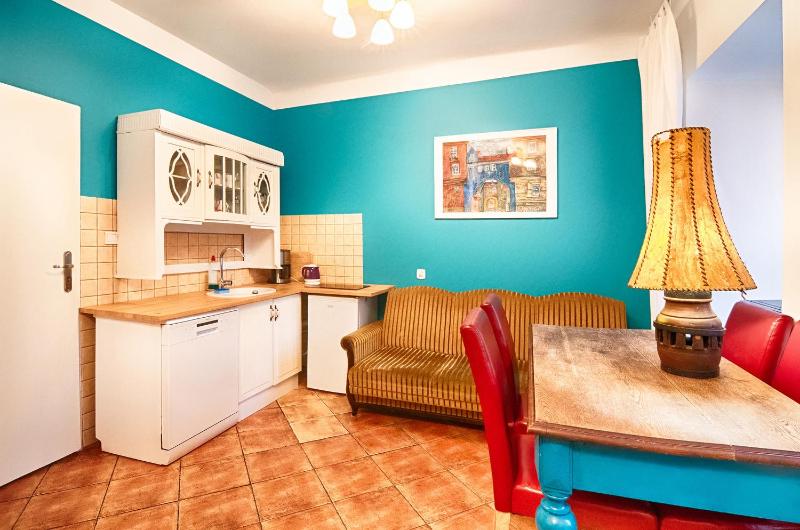 Apartment image 4