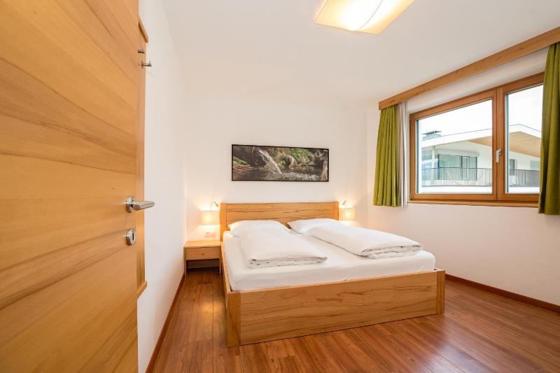 Small One Bedroom Apartment  image 1