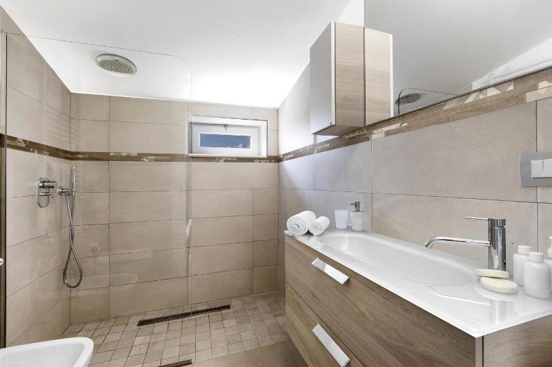 Amore Rentals - Casa Cristallo - image 28