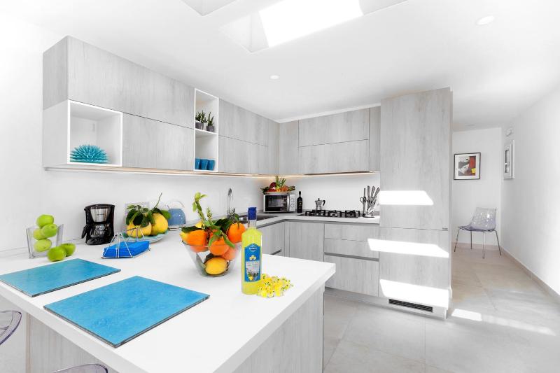 Amore Rentals - Casa Cristallo - image 13