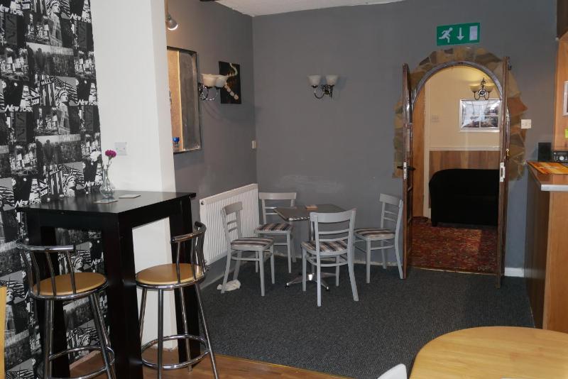 The Monsell Hotel - image 10