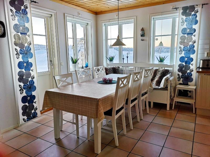 Villa image 3