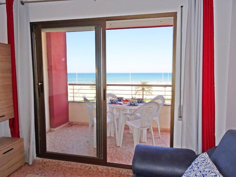 CHIMO PLAYA - En primera línea de playa ( Alquiler solo familias ) - image 18