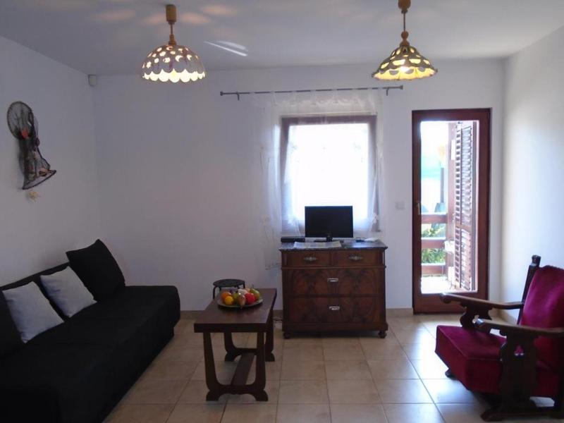 Two-Bedroom Holiday Home image 1