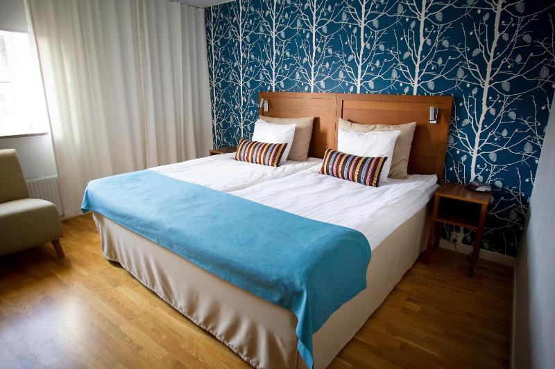 Standard Double or Twin Room image 2