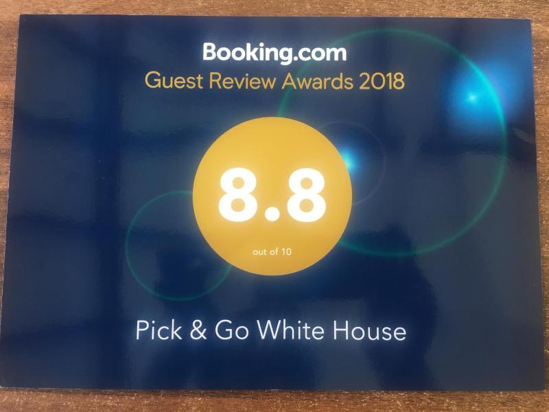 Pick & Go White House - image 17