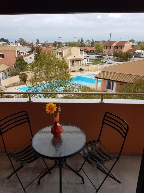 Double or Twin Room with Balcony image 4