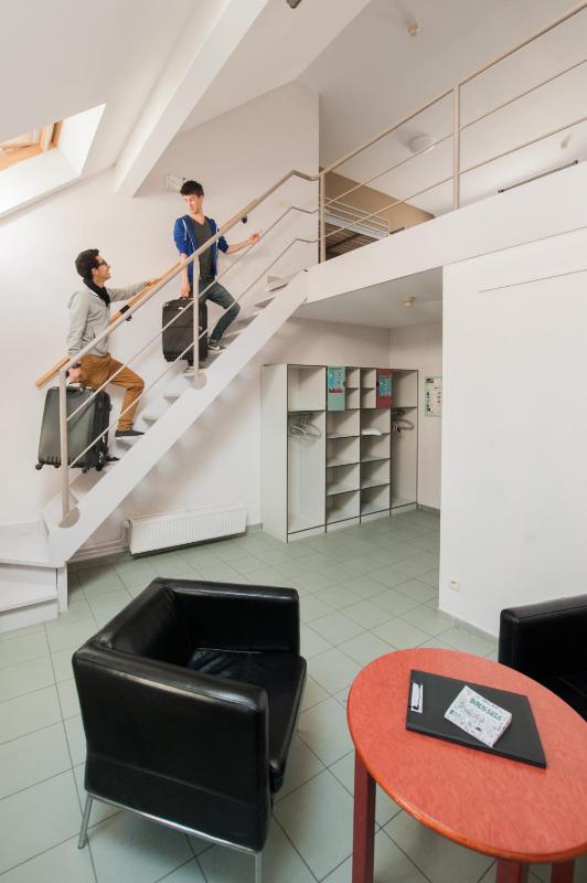 HI Brussels Jacques Brel Hostel - image 4