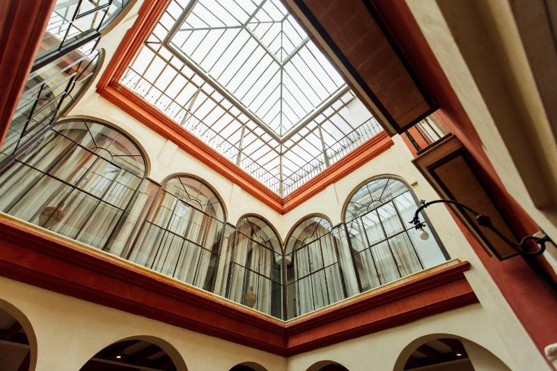 Casa Patio del Siglo XIX - image 2