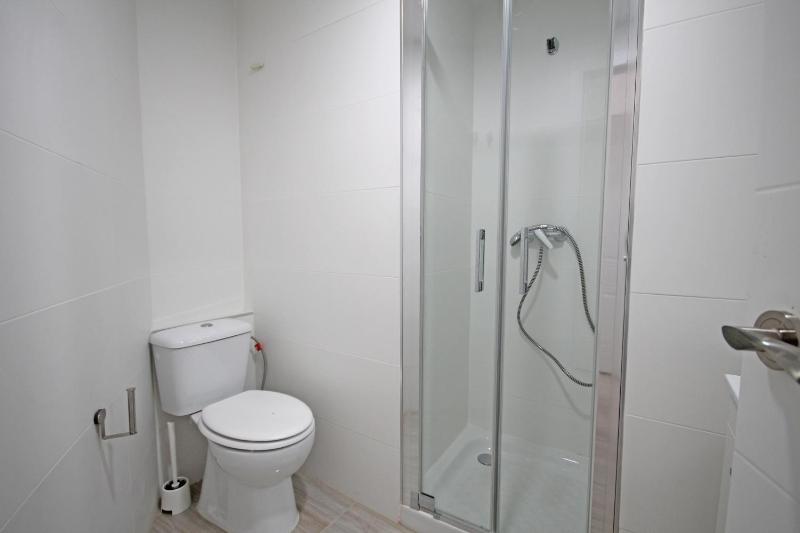 Studio Apartment image 3
