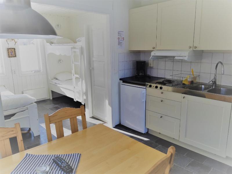 One-Bedroom Cottage image 4