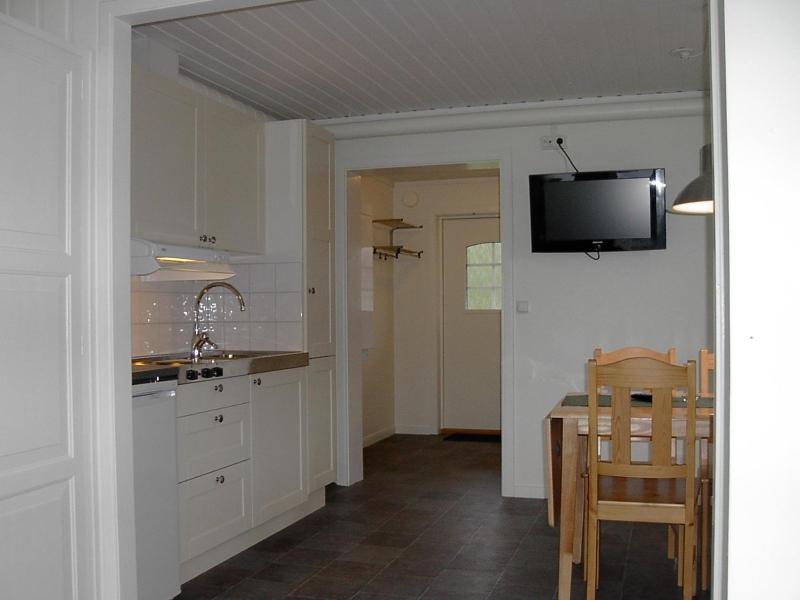 One-Bedroom Cottage image 3