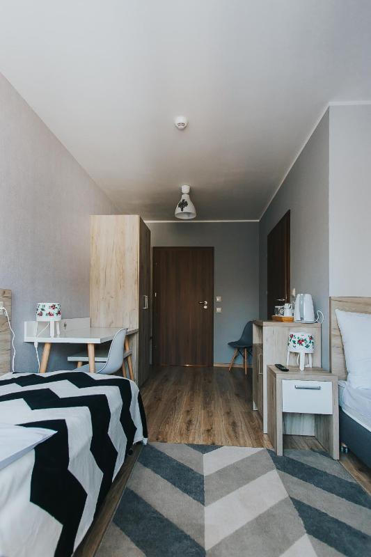 Comfort Triple Room with Shower image 3