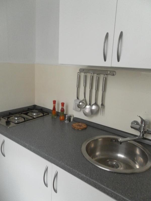 Kudamm Apartment West Central City - image 15