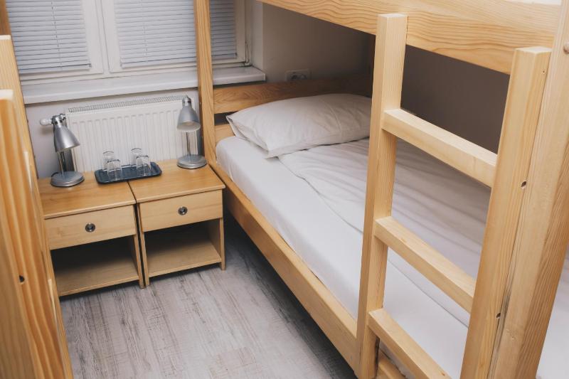 Bed in 6-Bed Dormitory Room image 3