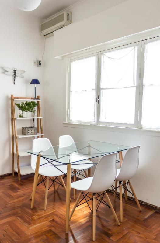 Apartamento Recoleta Buenos Aires - 2do piso por escalera - - image 1