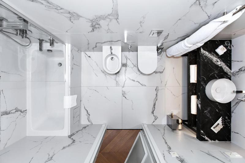 Superior Twin Room with Sauna Access image 4