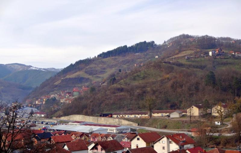 Deluxe Double or Twin Room with Balcony image 3