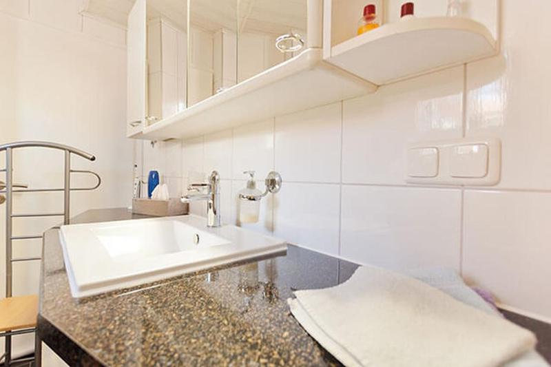 Apartment - Split Level image 3