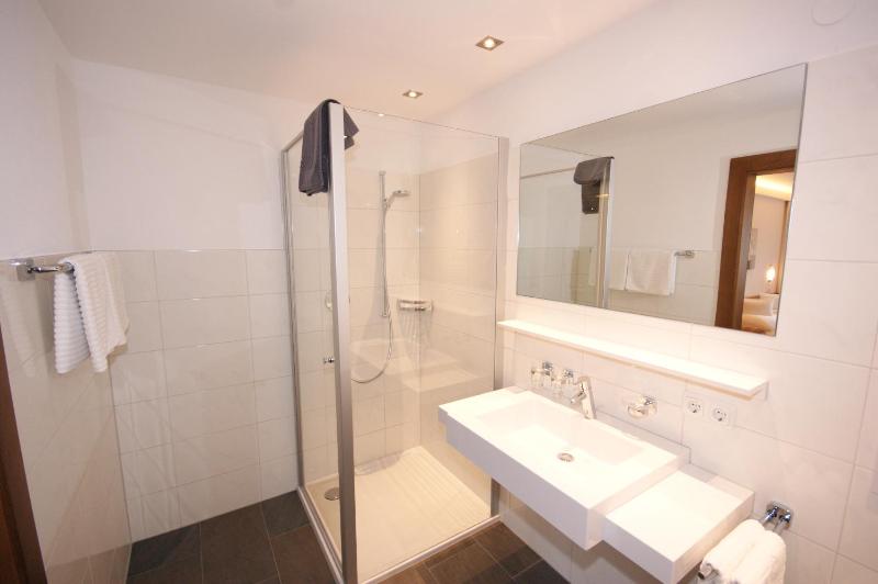 Superior Apartment image 3