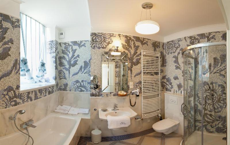 Hotel Willa Hueta - image 26