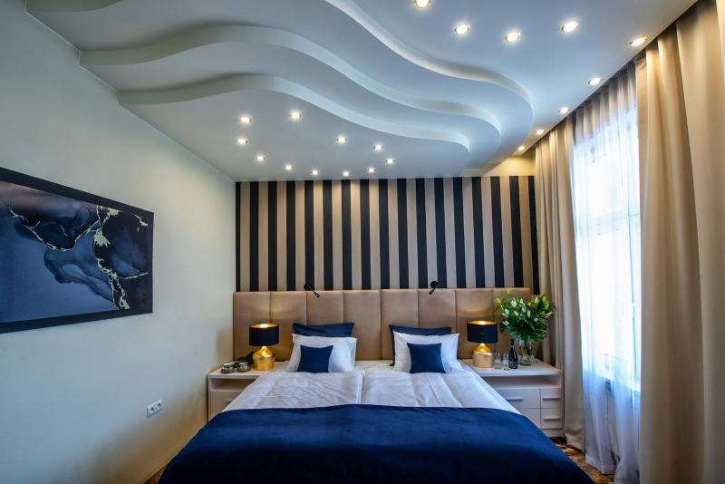 Double Room image 1