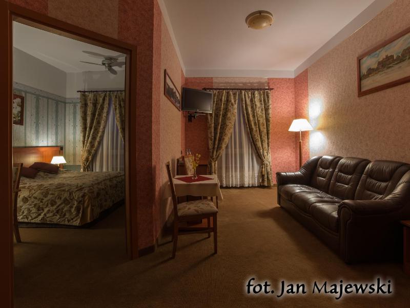 Apartment image 3