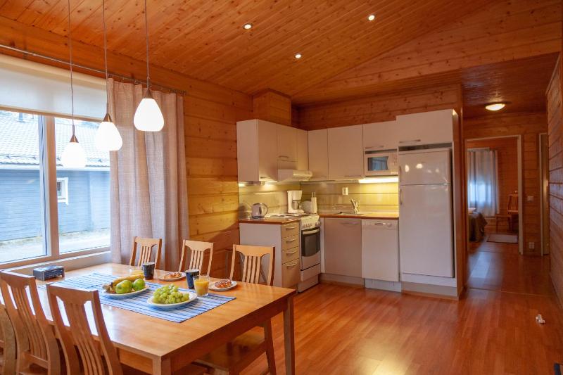 Large Two-Bedroom Cottage with Sauna image 2